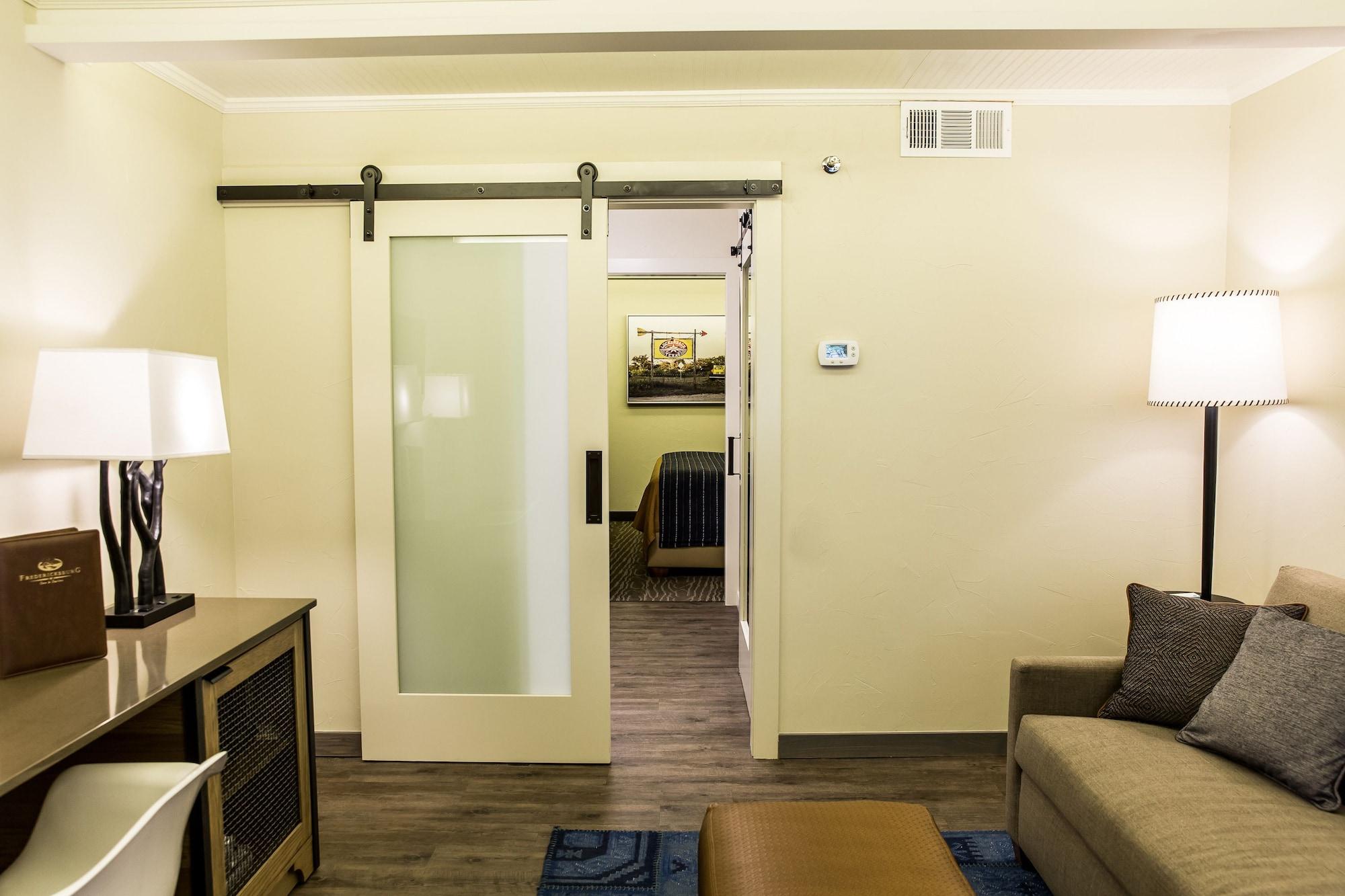 Fredericksburg Inn And Suites Eksteriør bilde