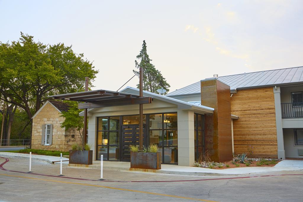 Fredericksburg Inn And Suites Eksteriør bilde